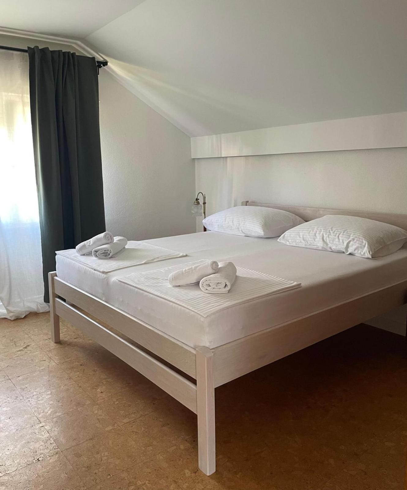 Sea Land 2 Apartment Trogir Exterior photo